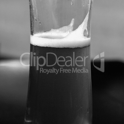 Black and white Beer picture