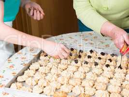 Weihnachtsplätzchen backen