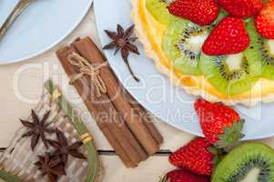 kiwi and strawberry pie tart