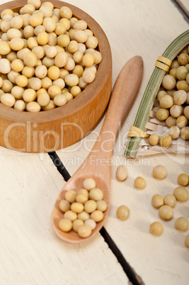 organic soya beans