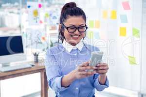 Asian businesswoman using smartphone