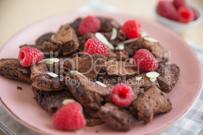 Schokoladenschmarrn mit Himbeeren