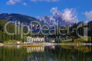 Misurinasee - Lake Misurina in Dolomites