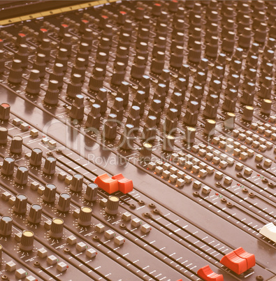 Soundboard vintage