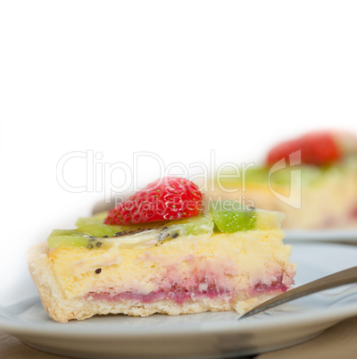 kiwi and strawberry pie tart