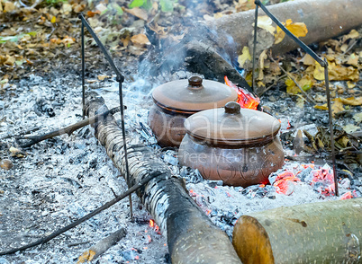 Roast in a clay pot over charcoal