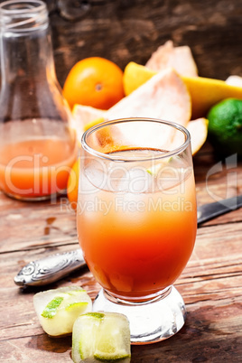 glass of refreshing juice
