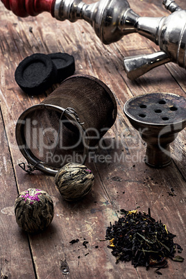 hookah and dry elite tea leaves