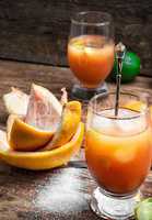 ftwo glasses resh orange juice