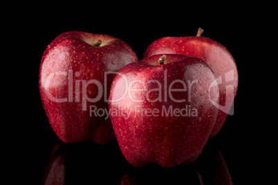 Fresh red apples