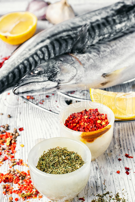 Savory spices for frozen fish