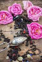 tea rose buds