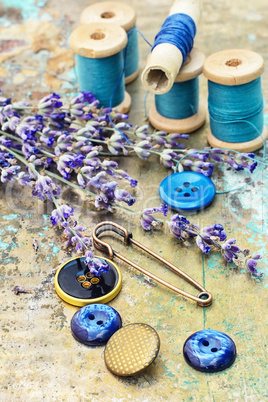 Composition of the threads and lavender