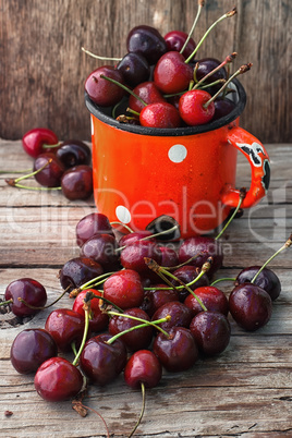 pile of berries cherries