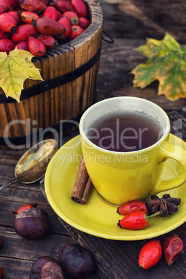 Treatment with decoction of rose hips
