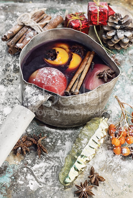 Mulled wine in the old style pot