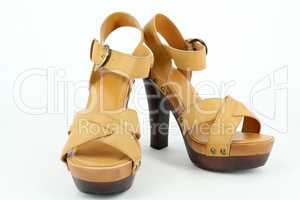 women's brown shoes