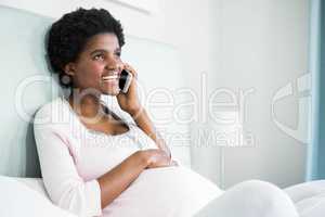 Pregnant woman on the phone