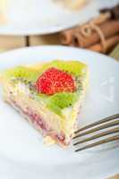 kiwi and strawberry pie tart