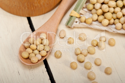 organic soya beans