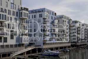 Fassade eines modernen Wohngebäudes in Frankfurt am Main, Deuts