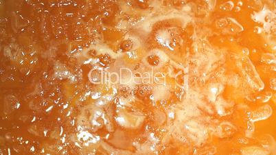 Preparation of pumpkin jam in a saucepan