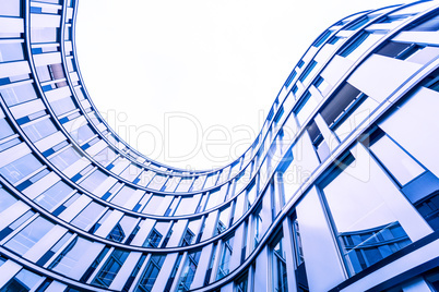 Abstrakte Fassade eines modernen Wohngebäudes in Hamburg, Deuts