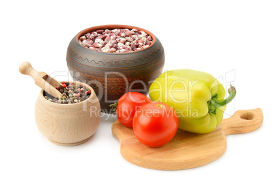 beans in pot and vegetables