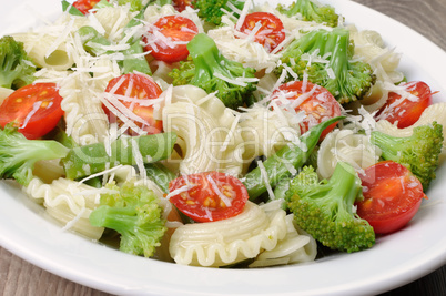 Pasta with vegetables and Parmesan