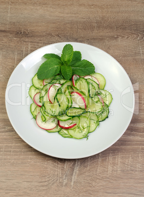 salad cucumber with radish