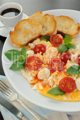 Scrambled eggs with mozzarella