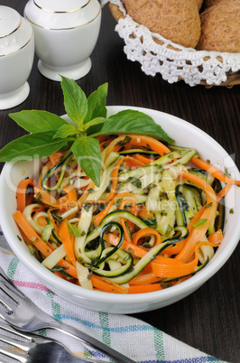 Salad of zucchini and carrots