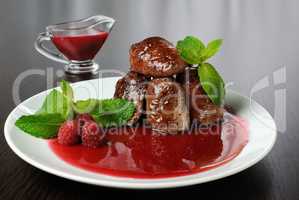 Chicken liver with raspberry sauce