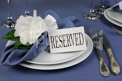 Napkin decorated with flower