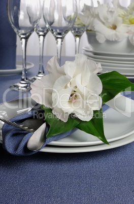 Napkin decorated with flower