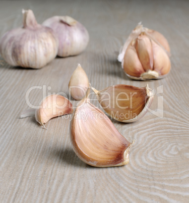 Cloves of garlic on the table