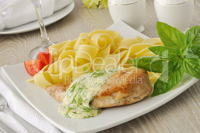 Italian pasta  with chicken and cream sauce