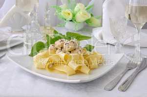Italian pasta - Pappardelle with chicken fillet in a creamy sauc