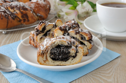 Roll with poppy seeds
