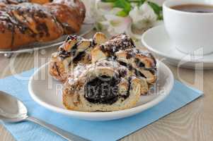 Roll with poppy seeds