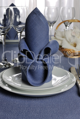 Napkin decorated with flower