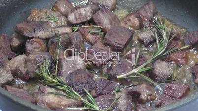 Cook goulash beef