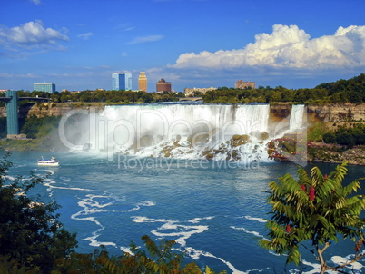 Niagara falls from Canada