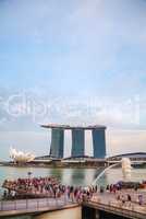 Overview of the marina bay with the Merlion and Marina Bay Sands