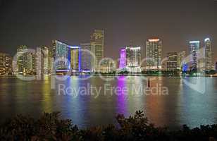 Nacht über Miami, Florida, USA
