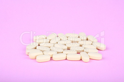 hiv therapy efavirenz on pink background