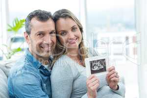 Couple with ultrasound scan