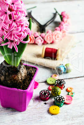 Hyacinth thread decoration