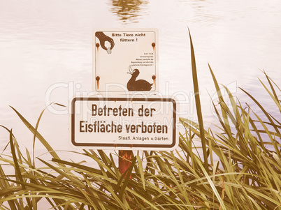 Do not feed the ducks vintage