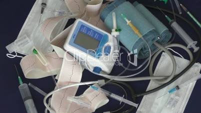 Tonometer blood pressure measuring device
